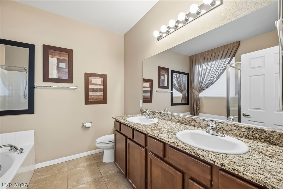 2110 Hunt Woods Court Property Photo 35