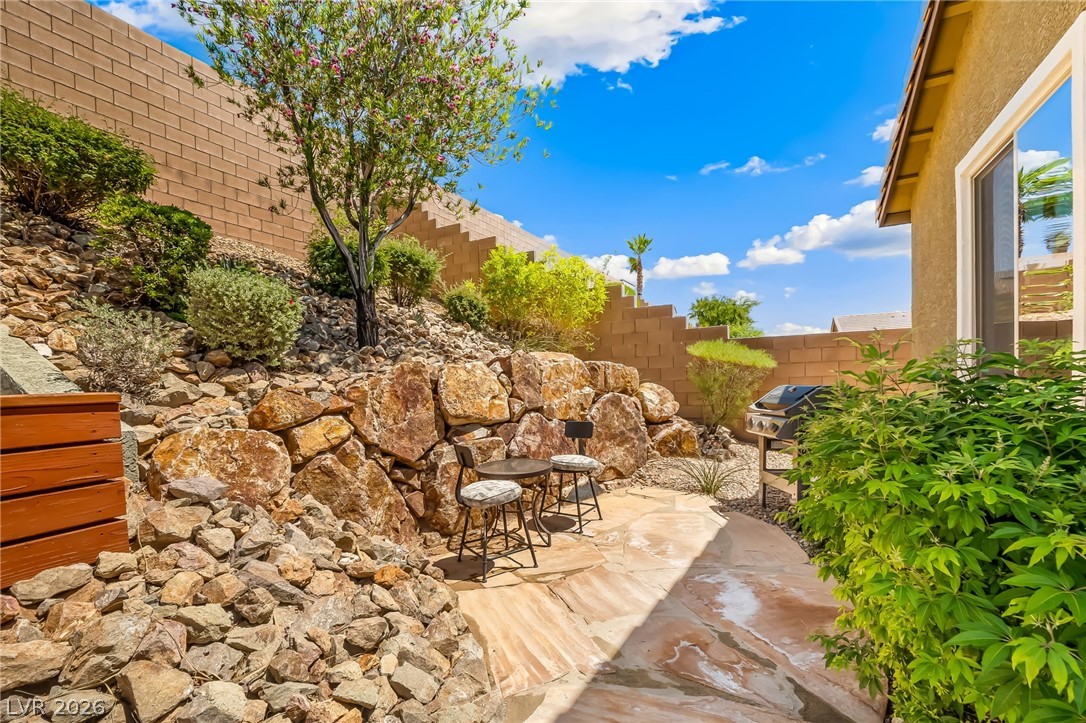 2110 Hunt Woods Court Property Photo 40