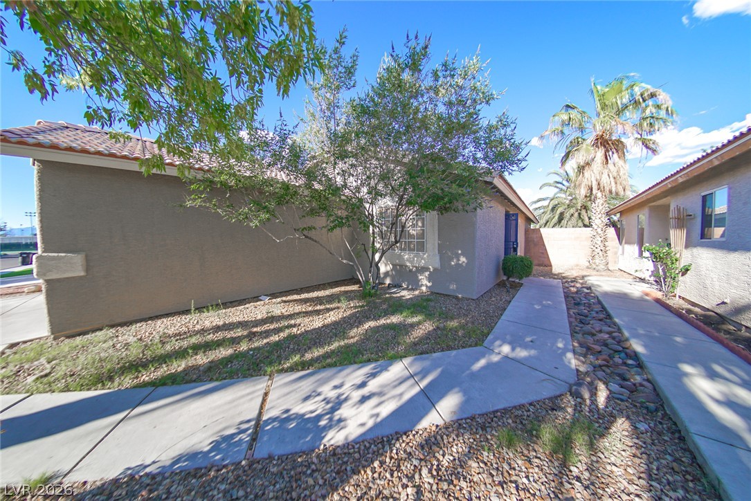 1852 Pearl Hatpin Court Property Photo 2