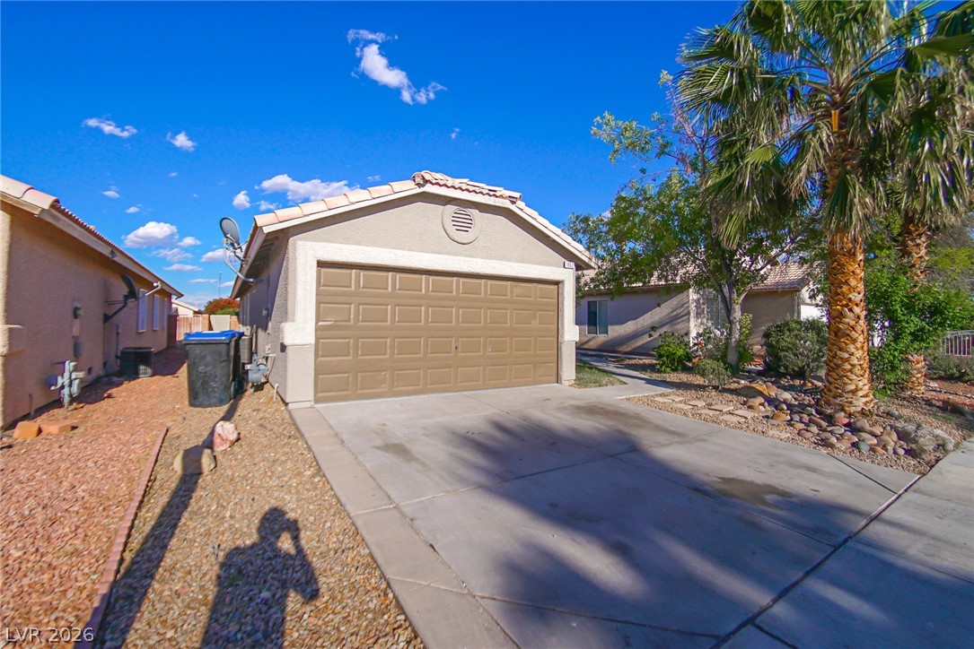 1852 Pearl Hatpin Court Property Photo 40