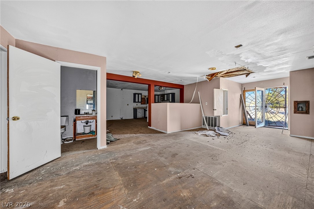 1611 West Irons Street Property Photo 18