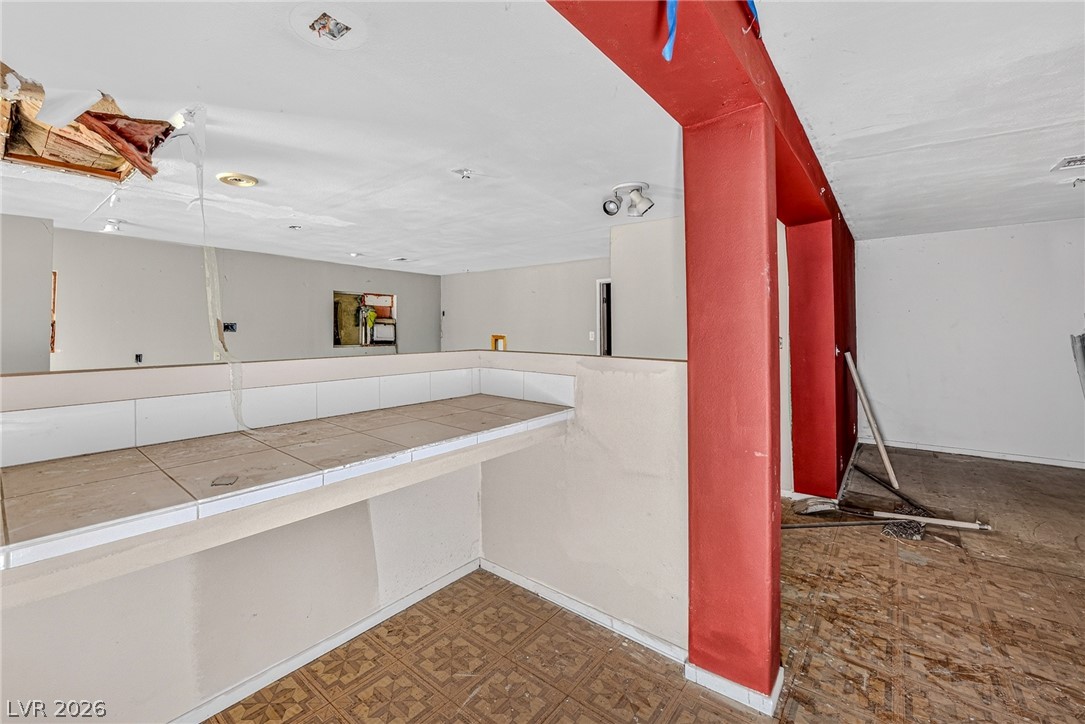 1611 West Irons Street Property Photo 20