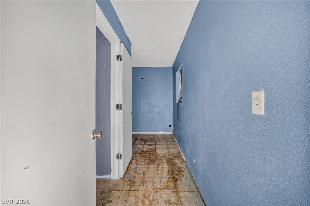 1611 West Irons Street Property Photo 27