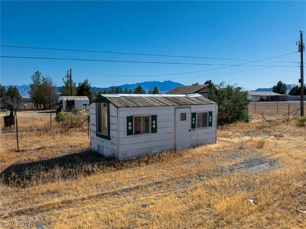1611 West Irons Street Property Photo 35