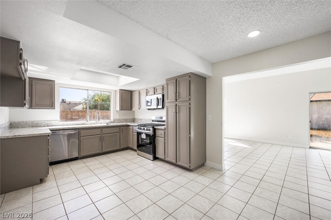 6733 Evanston Avenue Property Photo 20