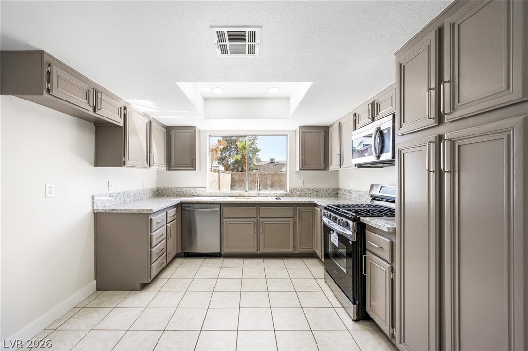 6733 Evanston Avenue Property Photo 22
