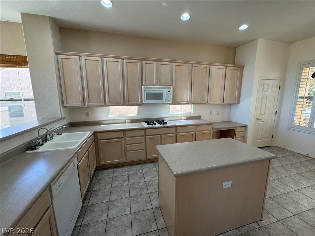 1854 Mountain Ranch Avenue Property Photo 7