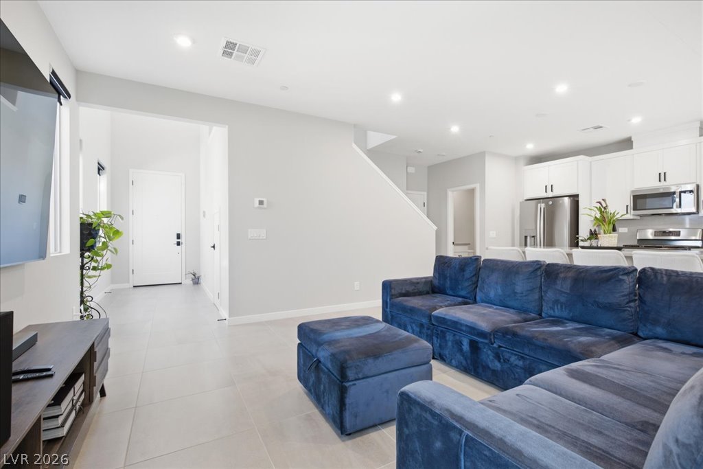 9276 Litvin Street Property Photo 4