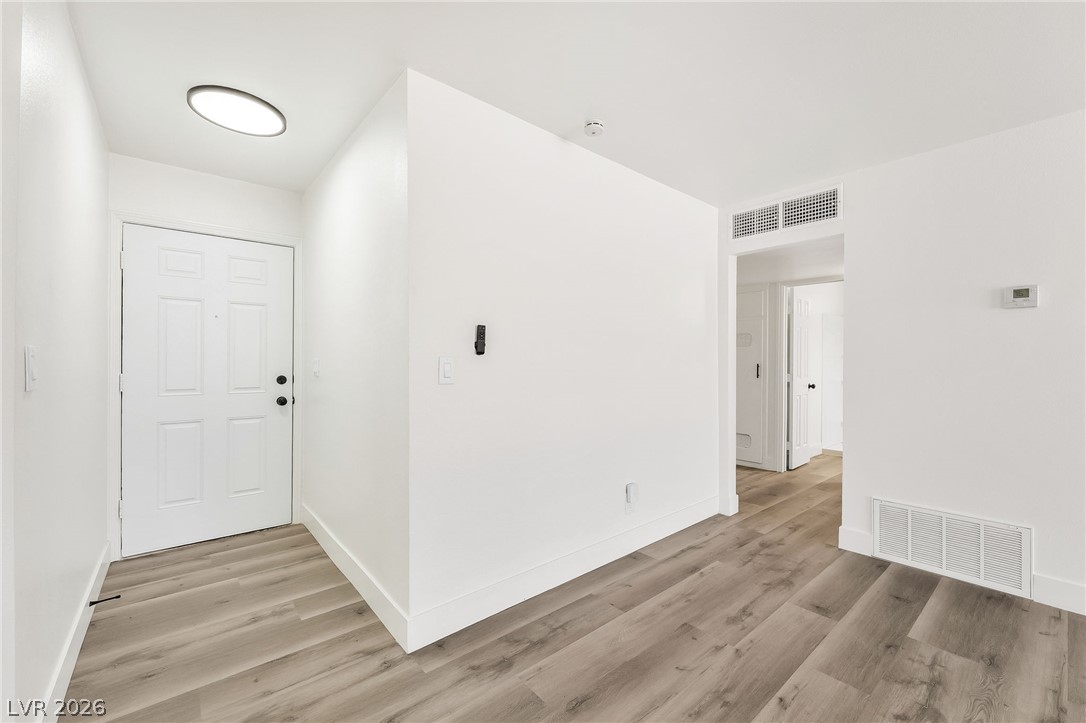 2204 Dune Drive Property Photo 5