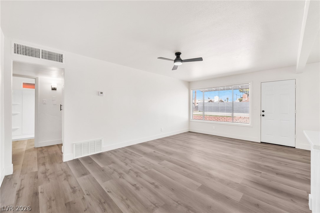 2204 Dune Drive Property Photo 6