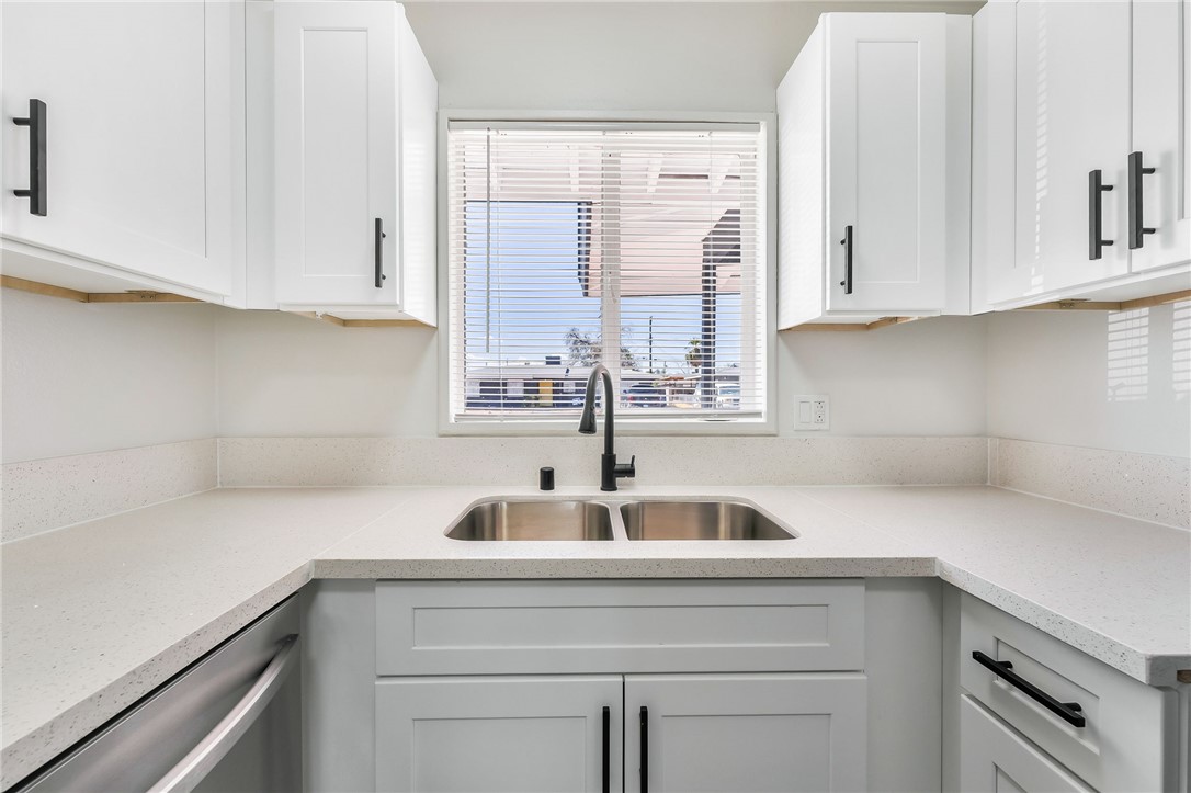 2204 Dune Drive Property Photo 18
