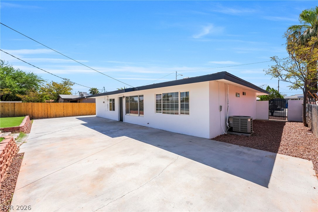 2204 Dune Drive Property Photo 38