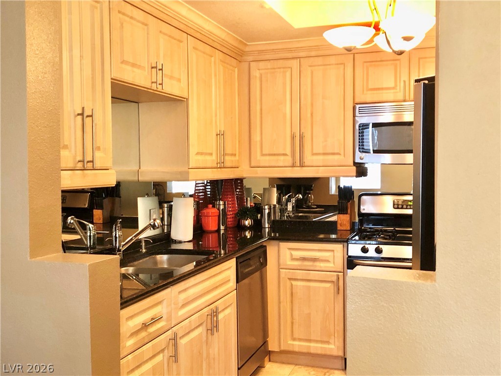 270 Flamingo Road 120 Property Photo 8