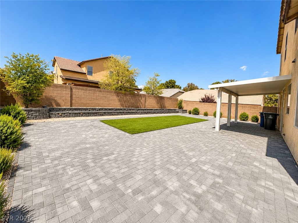 6023 Aster Crest Court Property Photo 11