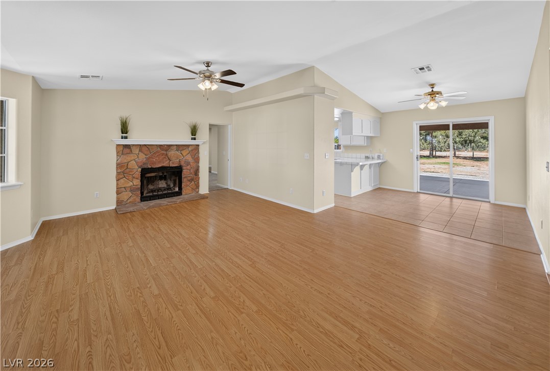 3430 East Navajo Boulevard Property Photo 6