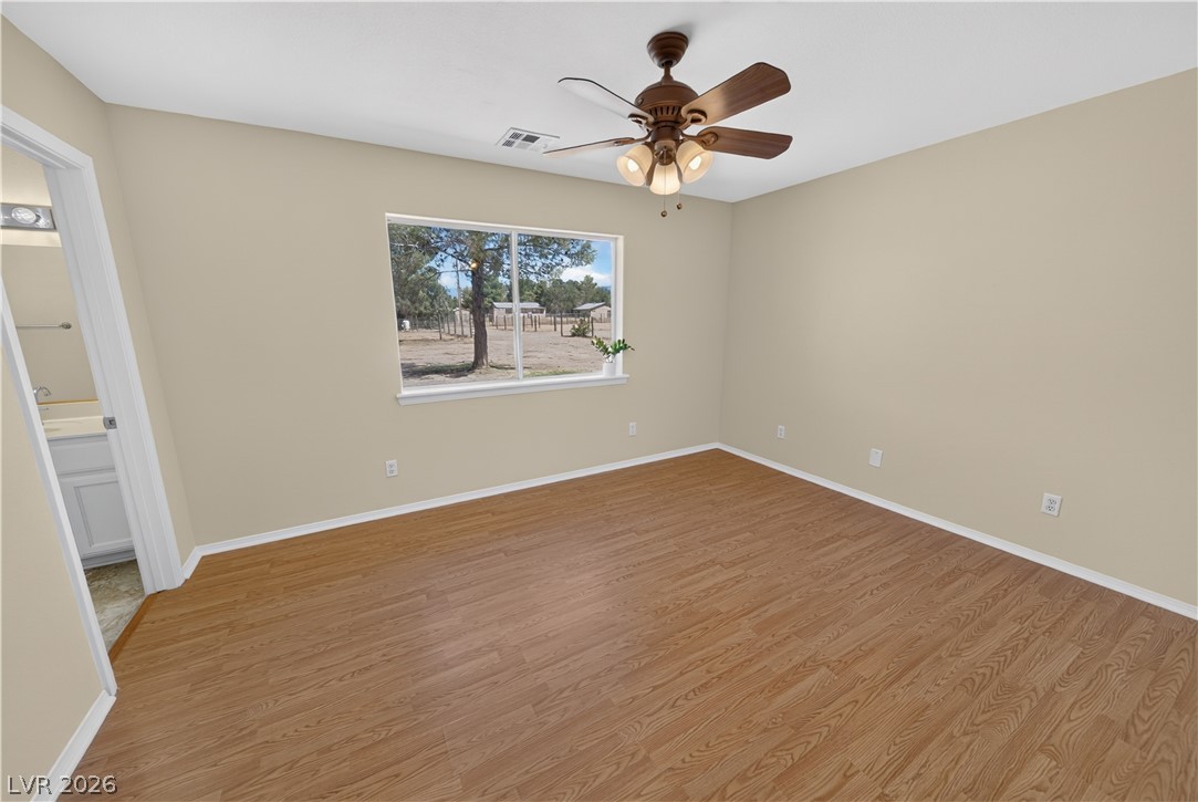 3430 East Navajo Boulevard Property Photo 11