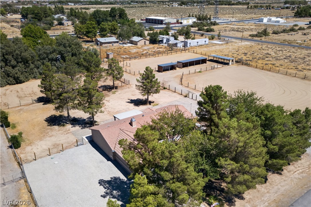 3430 East Navajo Boulevard Property Photo 33