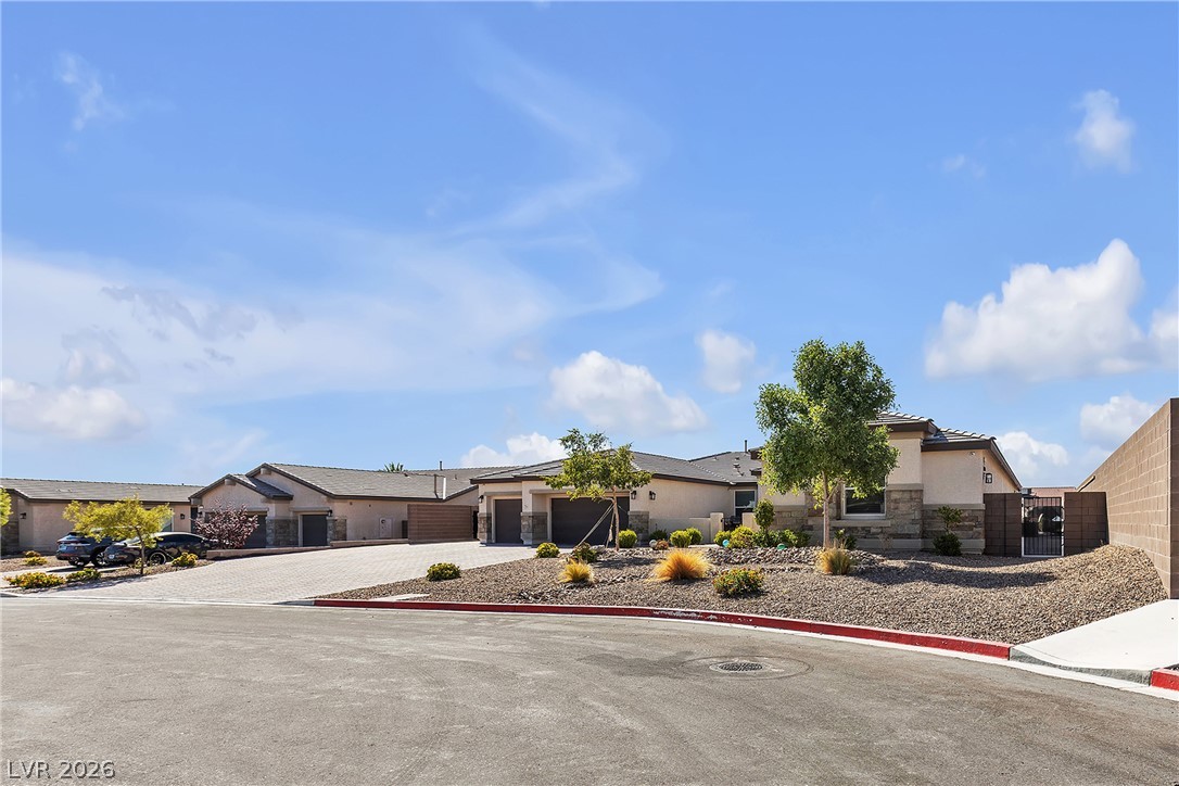 9511 Star Vista Court Property Photo 8