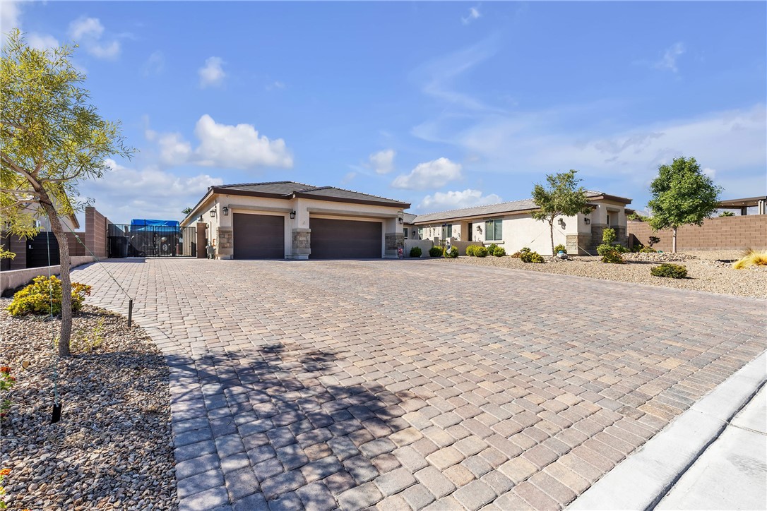 9511 Star Vista Court Property Photo 9