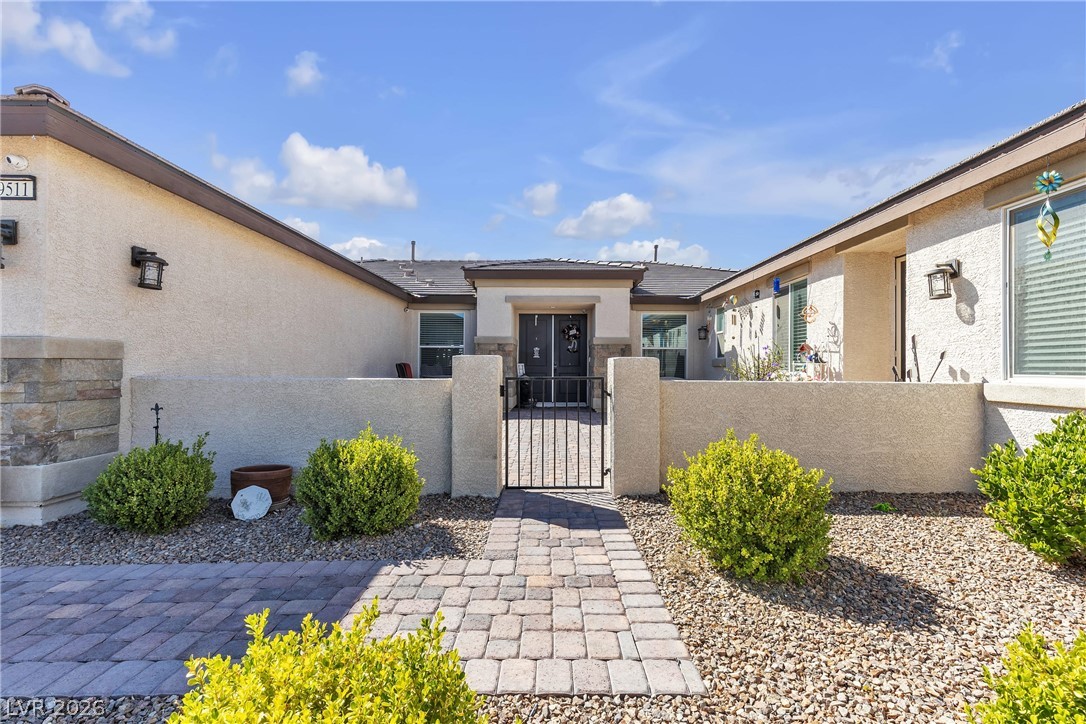 9511 Star Vista Court Property Photo 10