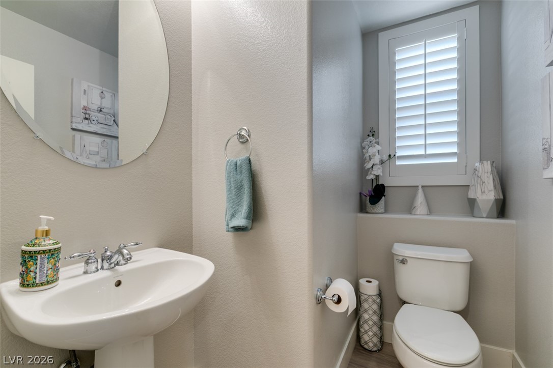 3829 Hawkeye Falls Avenue Property Photo 29