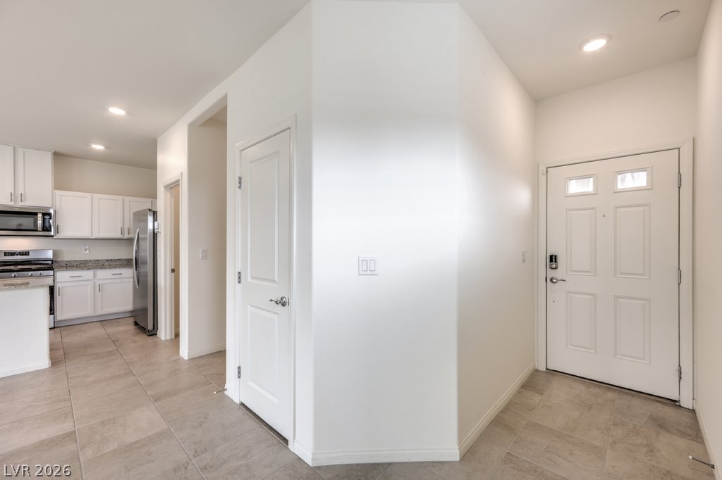 10915 Bristol Park Avenue Property Photo 5