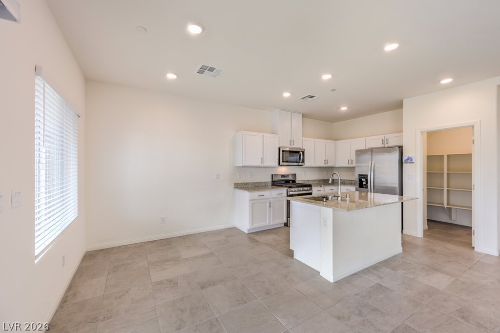 10915 Bristol Park Avenue Property Photo 10