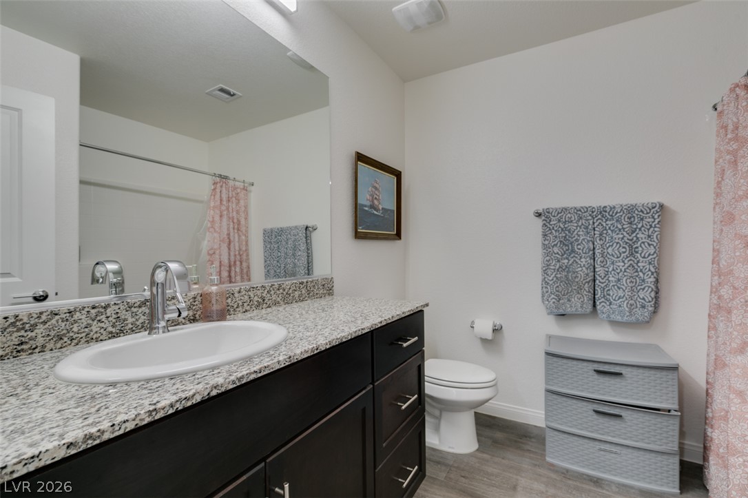 2728 Tahiti Grape Way 2 Property Photo 3
