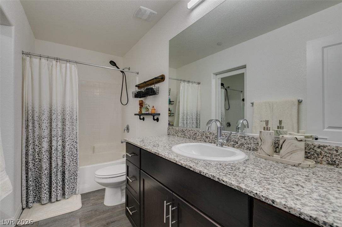 2728 Tahiti Grape Way 2 Property Photo 6