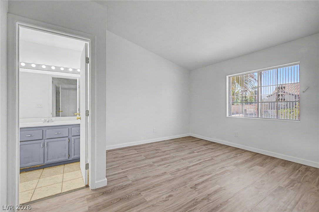 1704 Crystal Chimes Drive Property Photo 10