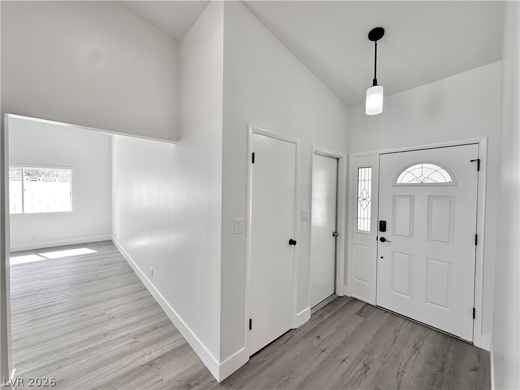 401 Holcomb Circle Property Photo 6