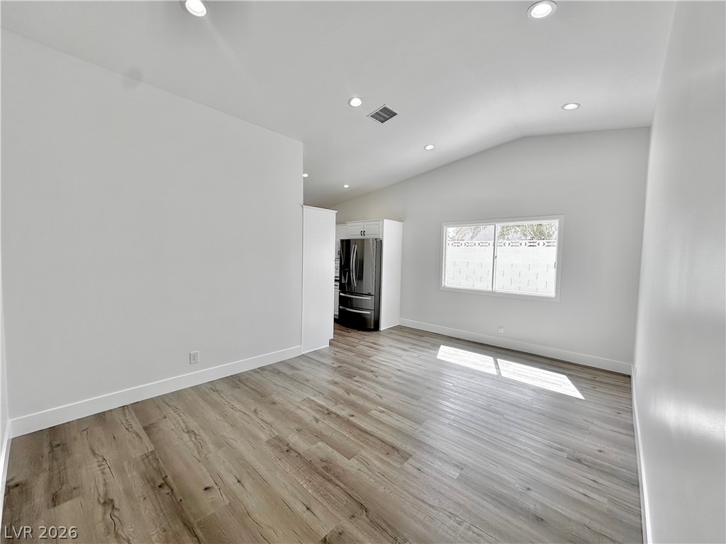 401 Holcomb Circle Property Photo 9