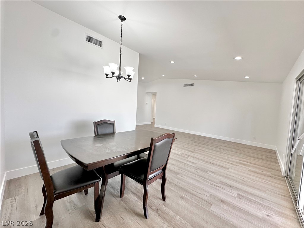 401 Holcomb Circle Property Photo 10