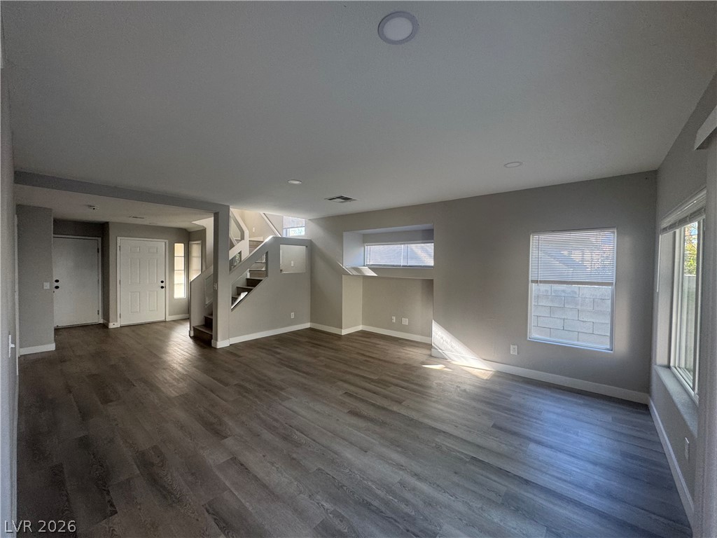 10208 Grecian Laurel Court Property Photo 4