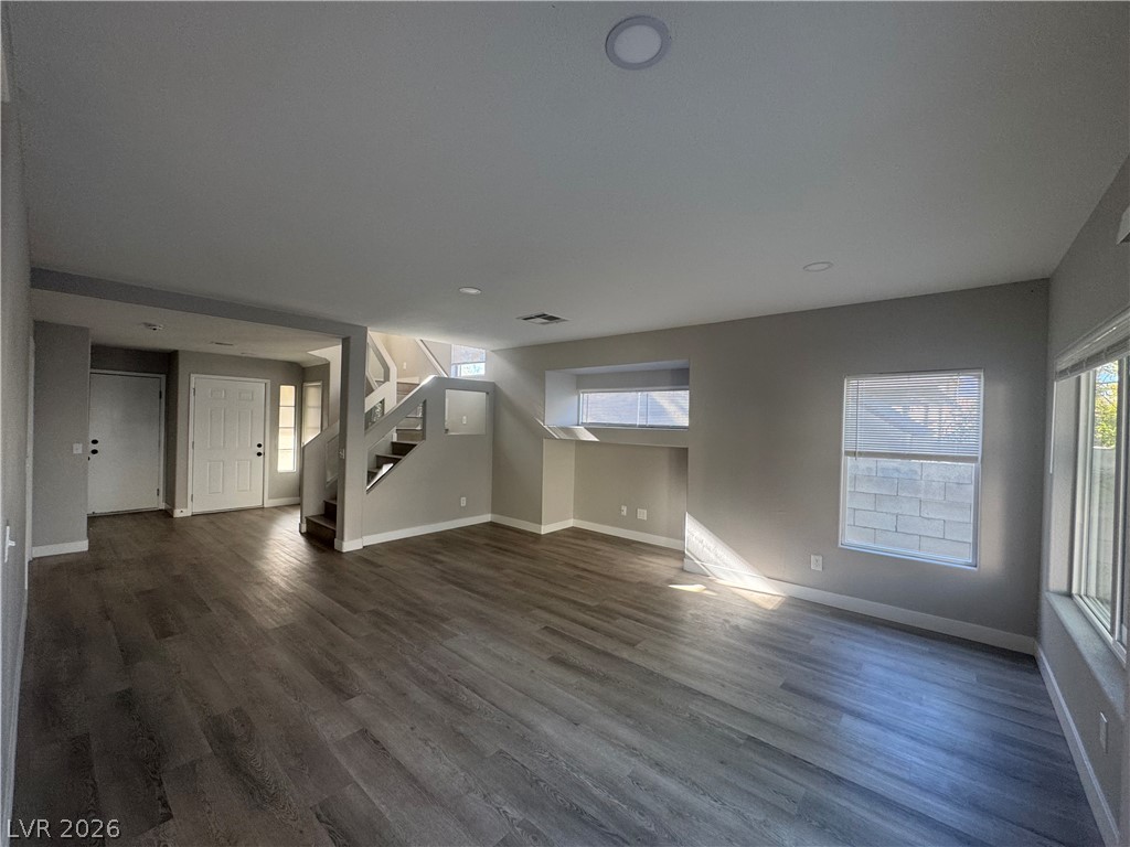 10208 Grecian Laurel Court Property Photo 5