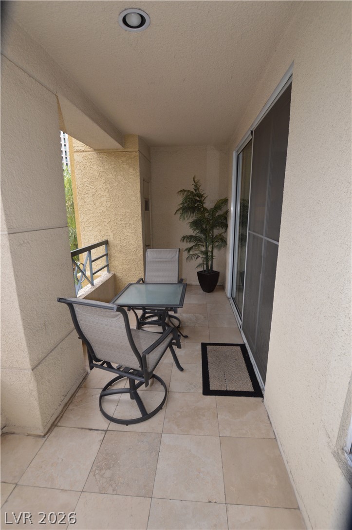 270 Flamingo Road 207 Property Photo 11