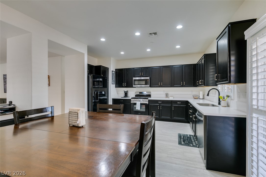 2162 Tiger Links Drive Property Photo 10