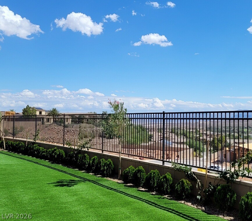 81 Reverie Heights Avenue Property Photo 4