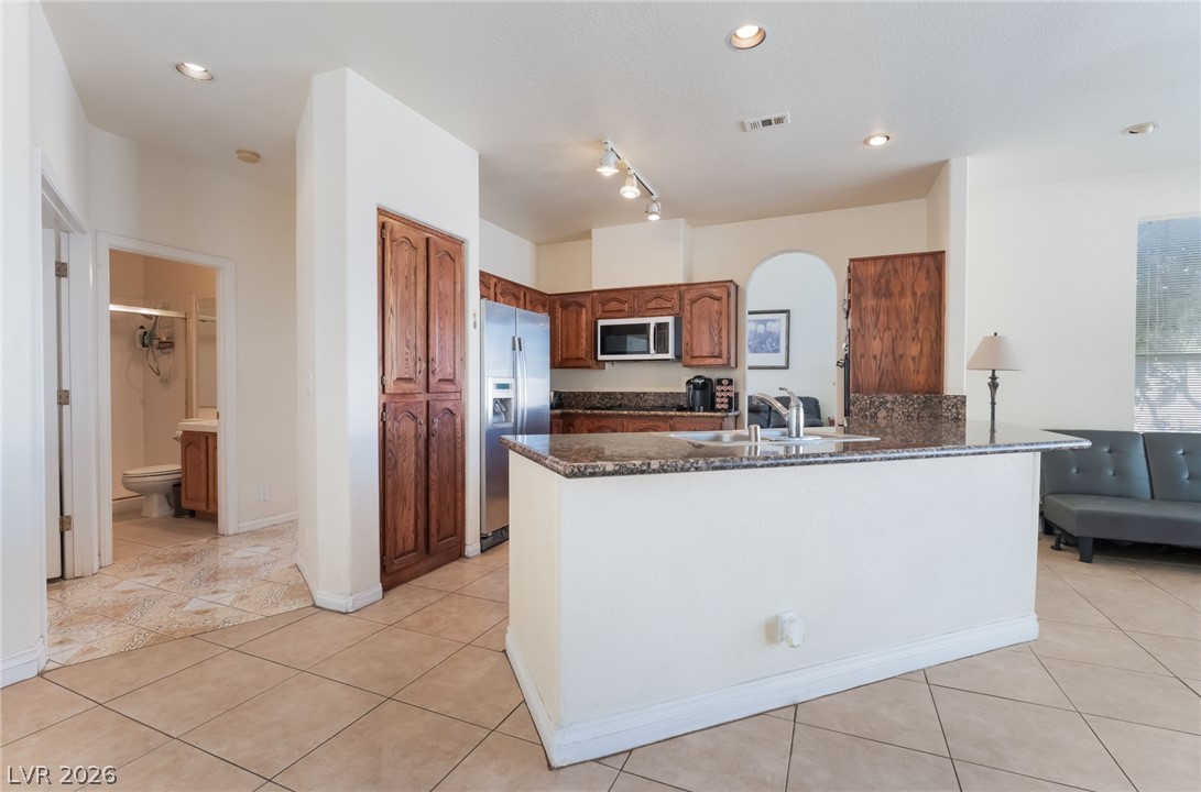 1408 Sun Copper Drive Property Photo 6