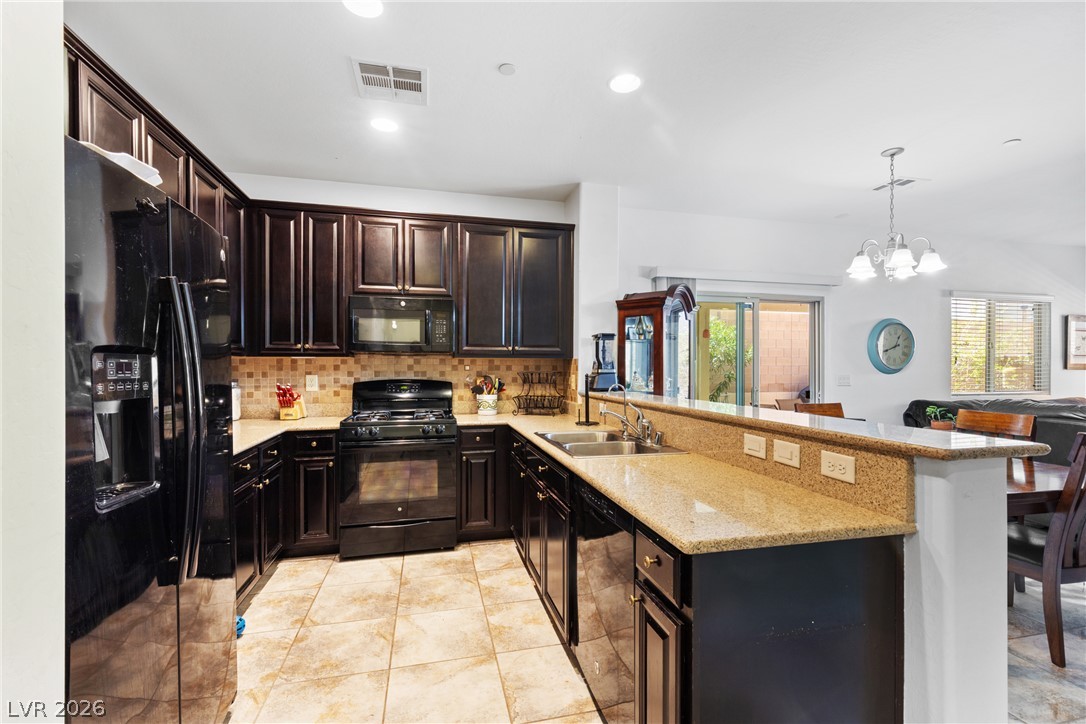 9025 Hazy Haven Court Property Photo 10