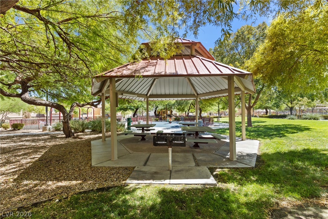 9025 Hazy Haven Court Property Photo 45