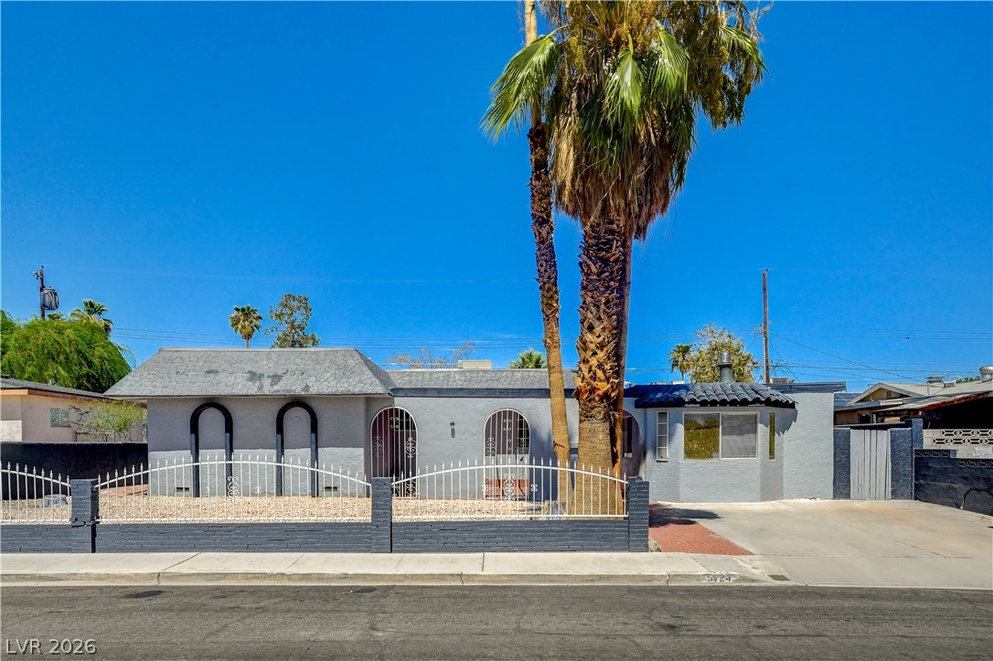 5724 Idle Avenue Property Photo 1