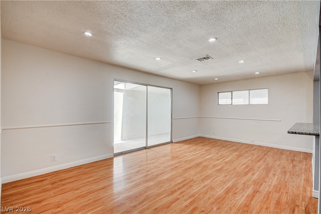 5724 Idle Avenue Property Photo 7
