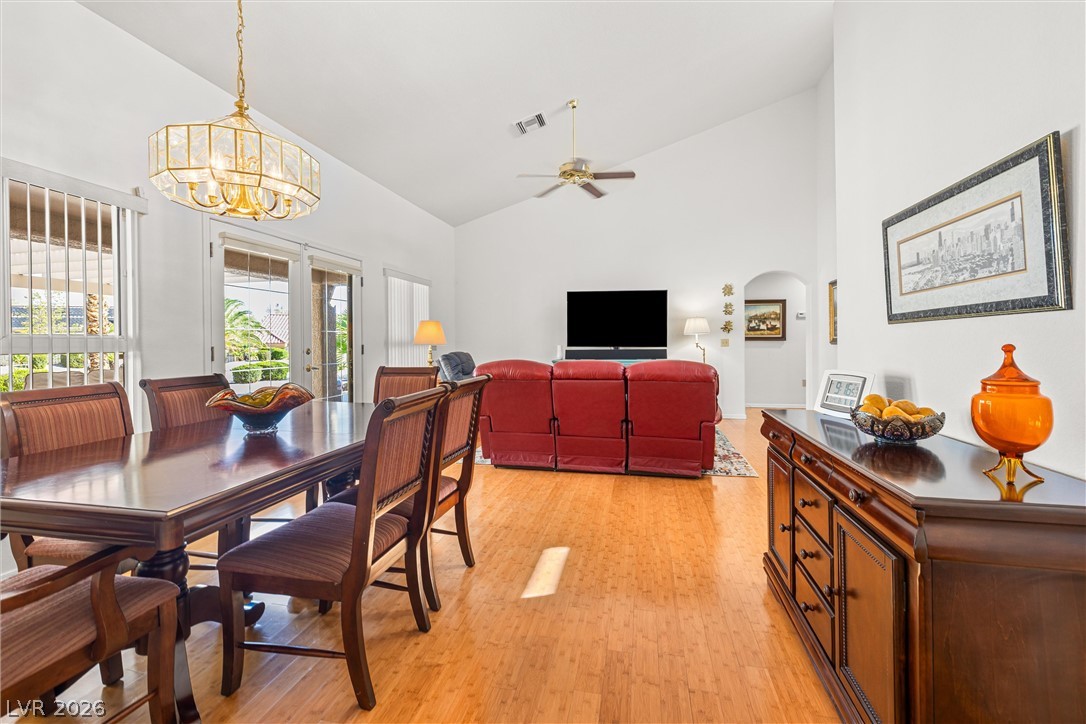 9432 Elmbrook Court Property Photo 10
