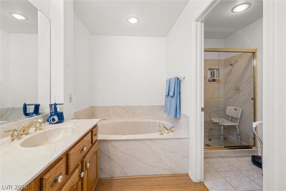 9432 Elmbrook Court Property Photo 24