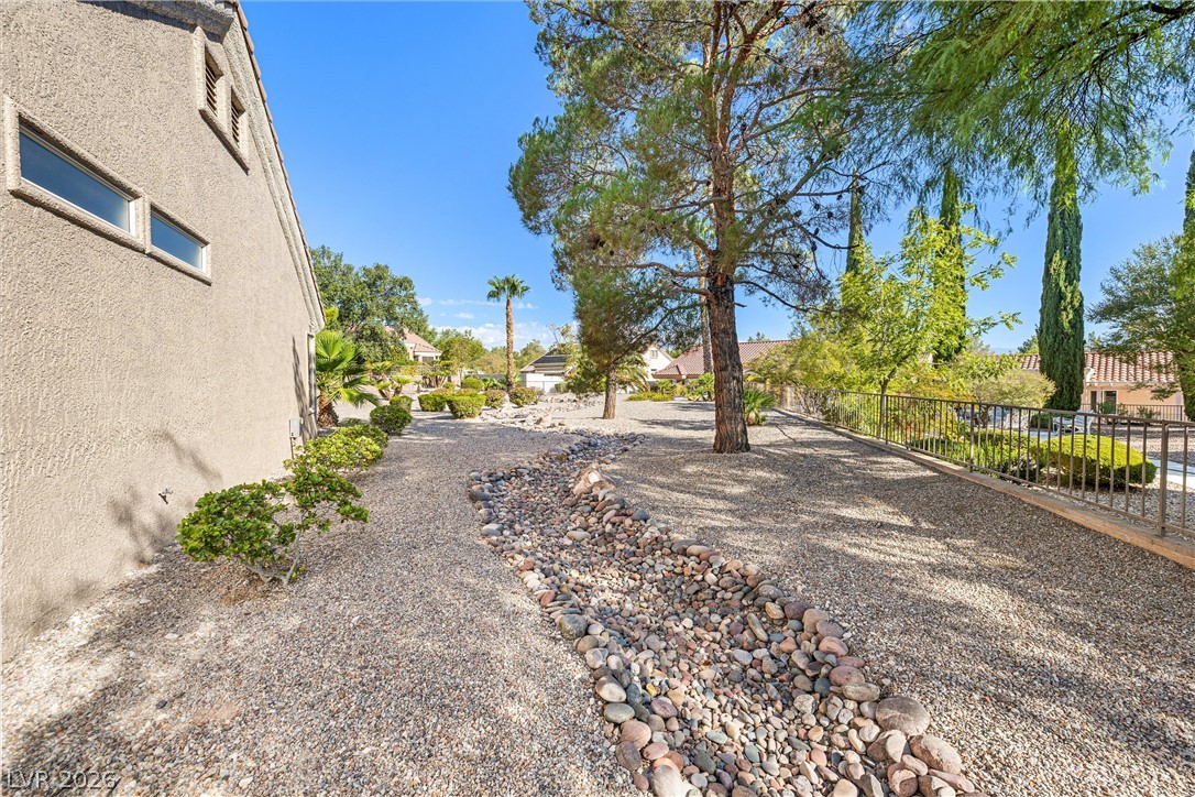 9432 Elmbrook Court Property Photo 41