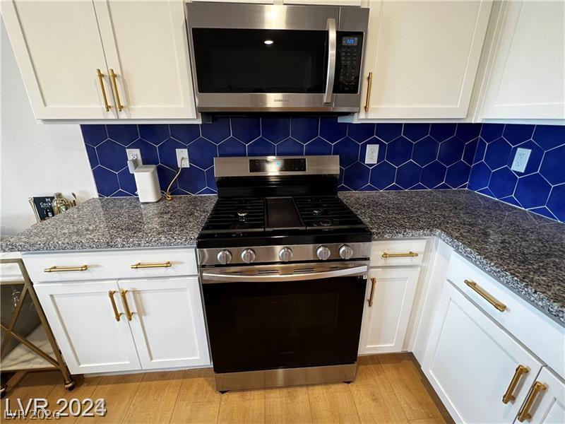 749 Omaggio Place Property Photo 10