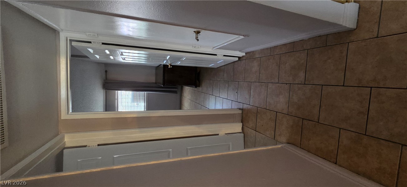2297 East Desert Inn Road 2 Property Photo 9