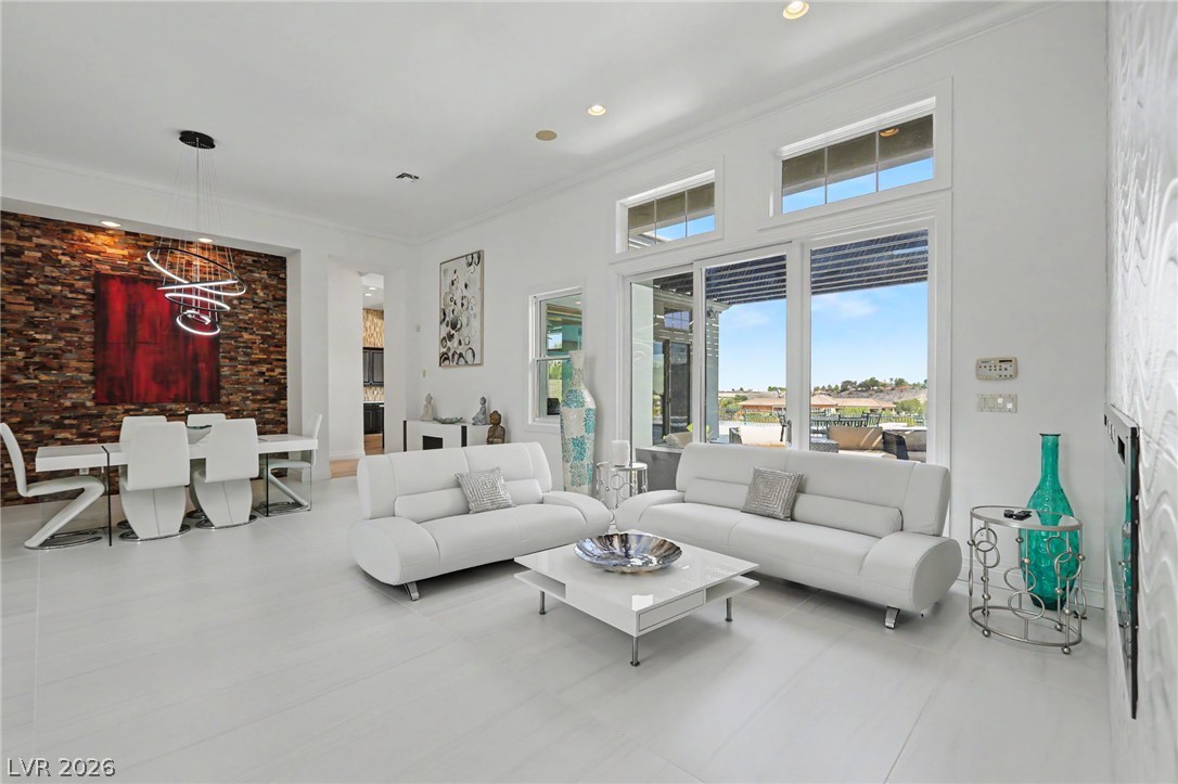 1358 Opal Valley Street Property Photo 9