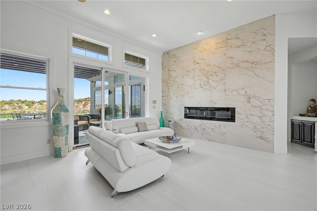 1358 Opal Valley Street Property Photo 11